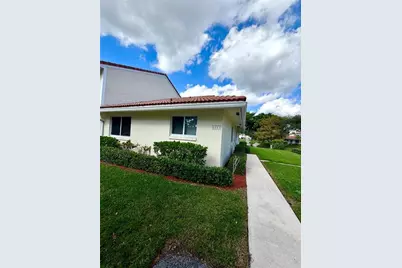 6441  Boca Cir, Unit #6441, Boca Raton, FL 33433 - Photo 4