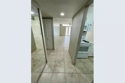 801  Three Islands Blvd, Unit #214, Hallandale Beach, FL 33009 - Photo 6