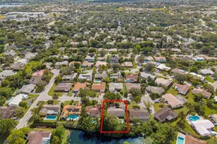 7509 NW 40th Pl, Coral Springs, FL 33065 - Photo 6