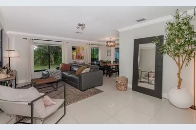 7509 NW 40th Pl, Coral Springs, FL 33065 - Photo 8