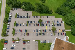 3800 Hillcrest Dr, Hollywood, FL 33021 - Photo 18