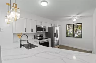 2232 N Cypress Bend Dr, Pompano Beach, FL 33069 - Photo 8