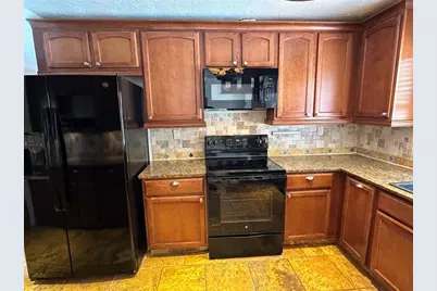 364 NW 107th Ter, Coral Springs, FL 33071 - Photo 8