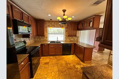 364 NW 107th Ter, Coral Springs, FL 33071 - Photo 2