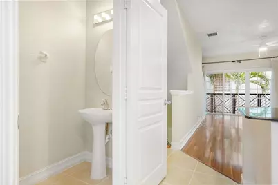 438 NE 2nd Ave, Fort Lauderdale, FL 33301 - Photo 10