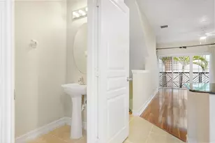 438 NE 2nd Ave, Fort Lauderdale, FL 33301 - Photo 10