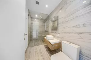 8701 Collins Ave, Surfside, FL 33154 - Photo 32