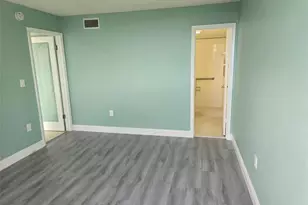 5033 NW 7th St, Miami, FL 33126 - Photo 20