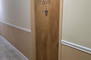 5033 NW 7th St, Miami, FL 33126 - Photo 8