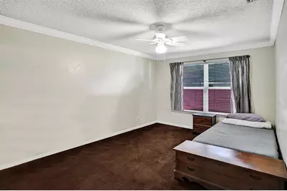 1073 SW 119th Ave, Davie, FL 33325 - Photo 10