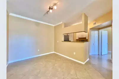 2105  Tuscany Way, Unit #2105, Boynton Beach, FL 33435 - Photo 4