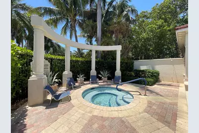 2105  Tuscany Way, Unit #2105, Boynton Beach, FL 33435 - Photo 14