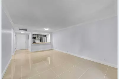 10001 W Atlantic Blvd, Unit #221, Coral Springs, FL 33071 - Photo 6