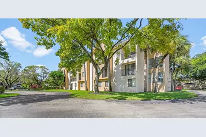 10001 W Atlantic Blvd, Unit #221, Coral Springs, FL 33071 - Photo 1