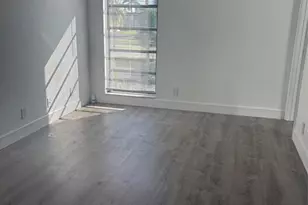 5492 Courtyard Dr, Margate, FL 33063 - Photo 8