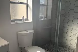 5492 Courtyard Dr, Margate, FL 33063 - Photo 6