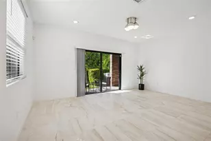 180 SE 5th Ct, Deerfield Beach, FL 33441 - Photo 8