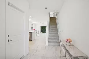 180 SE 5th Ct, Deerfield Beach, FL 33441 - Photo 6