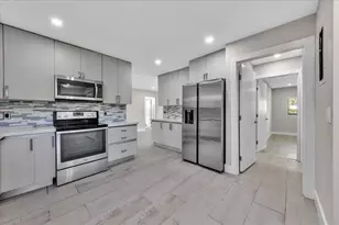 1004 Johnson St, Hollywood, FL 33019 - Photo 18