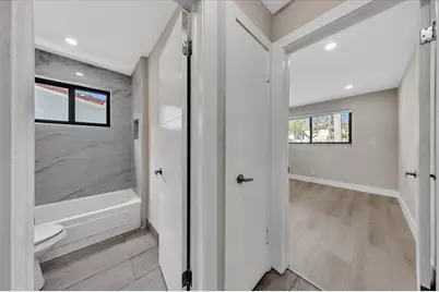 1004  Johnson St, Hollywood, FL 33019 - Photo 24