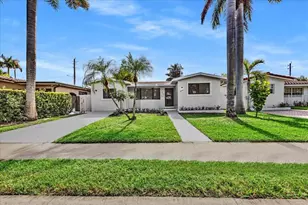 1004 Johnson St, Hollywood, FL 33019 - Photo 1