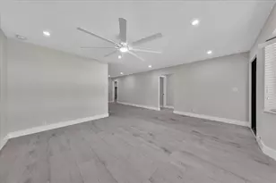 1004 Johnson St, Hollywood, FL 33019 - Photo 6