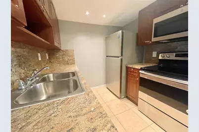 4024  Cambridge B, Unit #4024, Deerfield Beach, FL 33442 - Photo 4