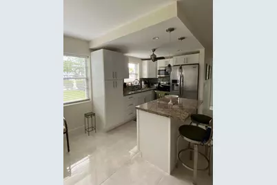 321  Durham J, Unit #321, Deerfield Beach, FL 33442 - Photo 2