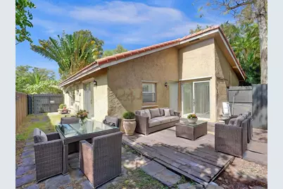 1257 NW 91st Ave, Coral Springs, FL 33071 - Photo 8