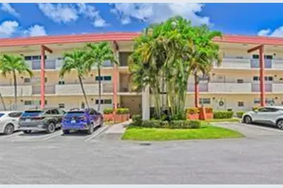 9511 N Hollybrook Lake Dr, Unit #207, Pembroke Pines, FL 33025 - Photo 2