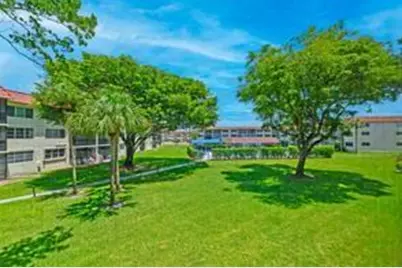 9511 N Hollybrook Lake Dr, Unit #207, Pembroke Pines, FL 33025 - Photo 28