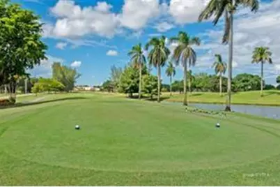 9511 N Hollybrook Lake Dr, Unit #207, Pembroke Pines, FL 33025 - Photo 4