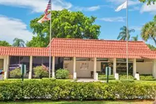 9511 N Hollybrook Lake Dr, Pembroke Pines, FL 33025 - Photo 40