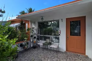 4215 NW 52nd Ave, Lauderdale Lakes, FL 33319 - Photo 2
