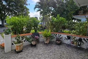 4215 NW 52nd Ave, Lauderdale Lakes, FL 33319 - Photo 28