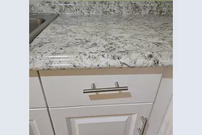 4215 NW 52nd Ave, Lauderdale Lakes, FL 33319 - Photo 10