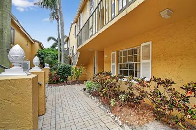 1120  Lake Shore Dr, Unit #103, Lake Park, FL 33403 - Photo 4
