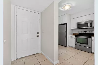 1120  Lake Shore Dr, Unit #103, Lake Park, FL 33403 - Photo 6