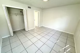 3880 Woodside Dr, Coral Springs, FL 33065 - Photo 16