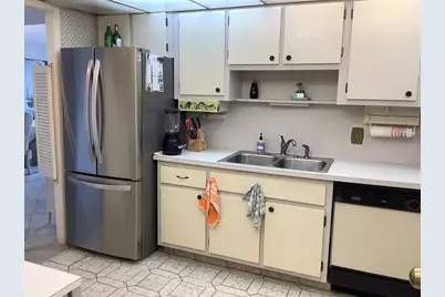 437  Golden Isles Dr, Unit #8A, Hallandale Beach, FL 33009 - Photo 14