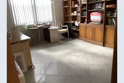 437  Golden Isles Dr, Unit #8A, Hallandale Beach, FL 33009 - Photo 18