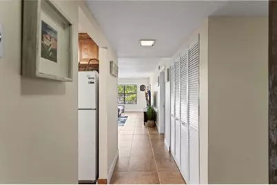 2312 S Cypress Bend Dr, Unit #205, Pompano Beach, FL 33069 - Photo 10