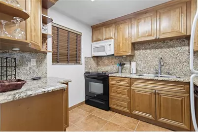 2312 S Cypress Bend Dr, Unit #205, Pompano Beach, FL 33069 - Photo 14