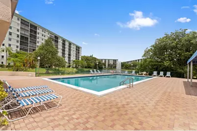 2312 S Cypress Bend Dr, Unit #205, Pompano Beach, FL 33069 - Photo 6