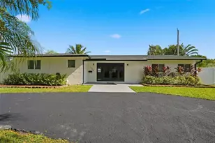 1400 SE 8th Ave, Deerfield Beach, FL 33441 - Photo 2