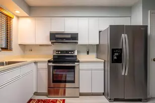 3351 Emerald Oaks Dr, Hollywood, FL 33021 - Photo 30