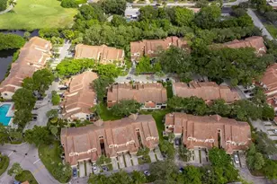 3351 Emerald Oaks Dr, Hollywood, FL 33021 - Photo 14