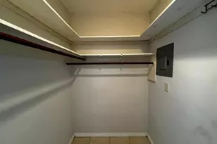 7720 Harding Unit, Miami Beach, FL 33141 - Photo 18