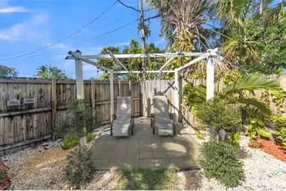 1521 NW 42nd St, Fort Lauderdale, FL 33309 - Photo 32