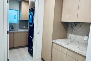 1240 NE 27th Way, Pompano Beach, FL 33062 - Photo 8